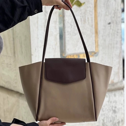 کیف شانه ای جادار و شیک
